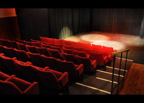 theatre-du-grand-pavois-54624733